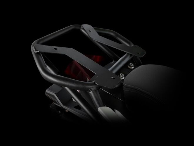 Motocykl QJMOTOR SRT 900SX - černá - SADA KUFRŮ K MOTOCYKLU ZDARMA Motocykl QJMOTOR SRT 900SX - černá - SADA KUFRŮ K MOTOCYKLU ZDARMA