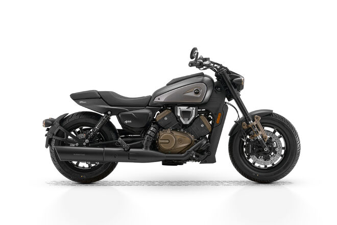 Motocykl QJMOTOR SRV 600V - černá