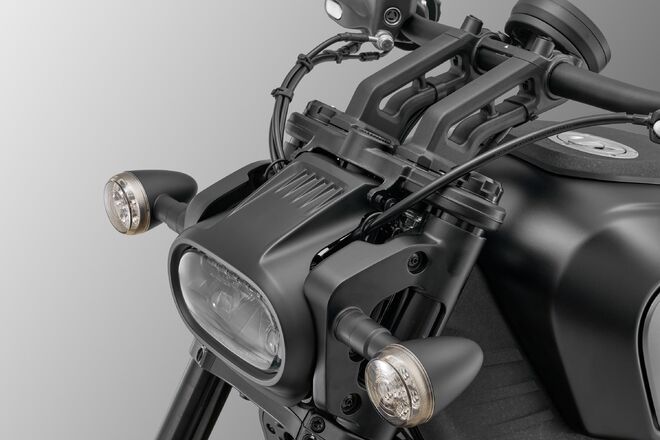 Motocykl QJMOTOR SRV 600V - černá