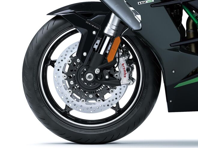 Motocykl Kawasaki Ninja H2 SX SE - zlato-černá / 2026