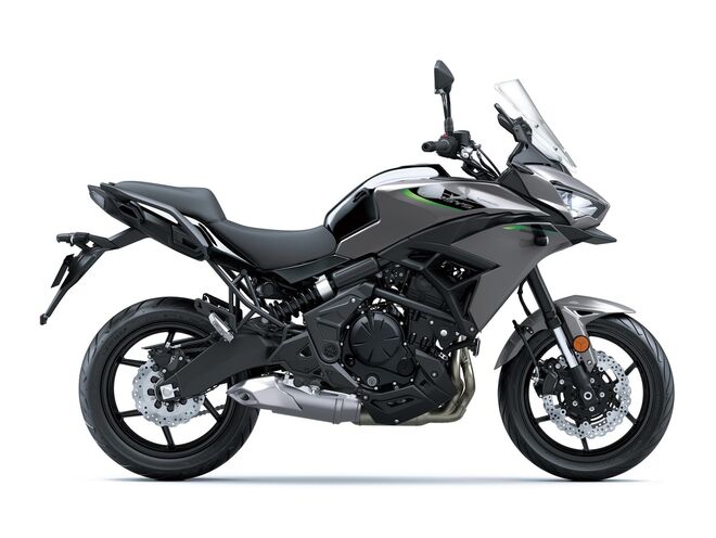 Motocykl Kawasaki Versys 650 šedý / 2026 Motocykl Kawasaki Versys 650 šedý / 2026