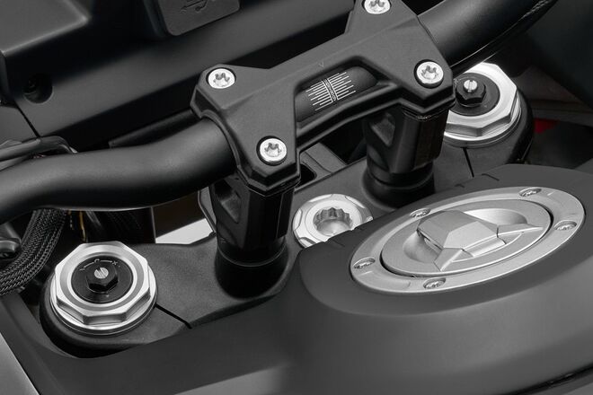 Motocykl QJMOTOR SRT 800 RX - černá