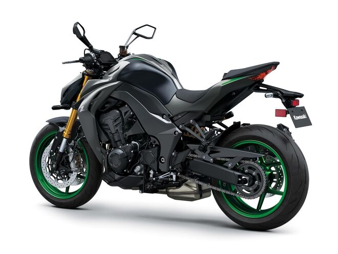 Motocykl Kawasaki Z1100 SE šedá matná / 2026