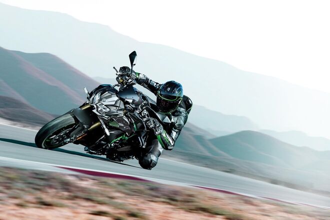 Motocykl Kawasaki Z H2 SE šedá / 2026