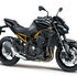 Motocykl Kawasaki Z900 70/35 kW šedá / 2026